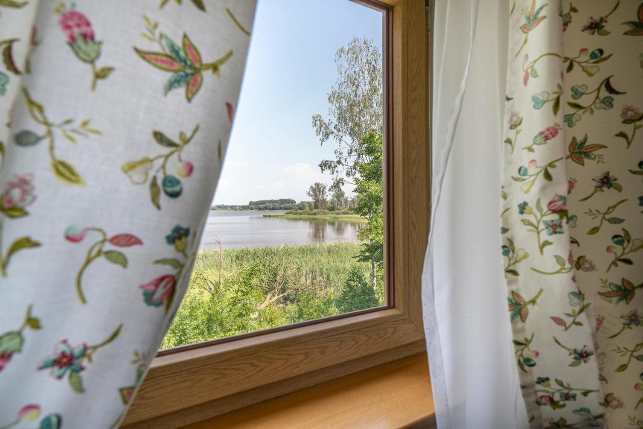 Labedz Hotel Karczma Ilawa Bagian luar foto