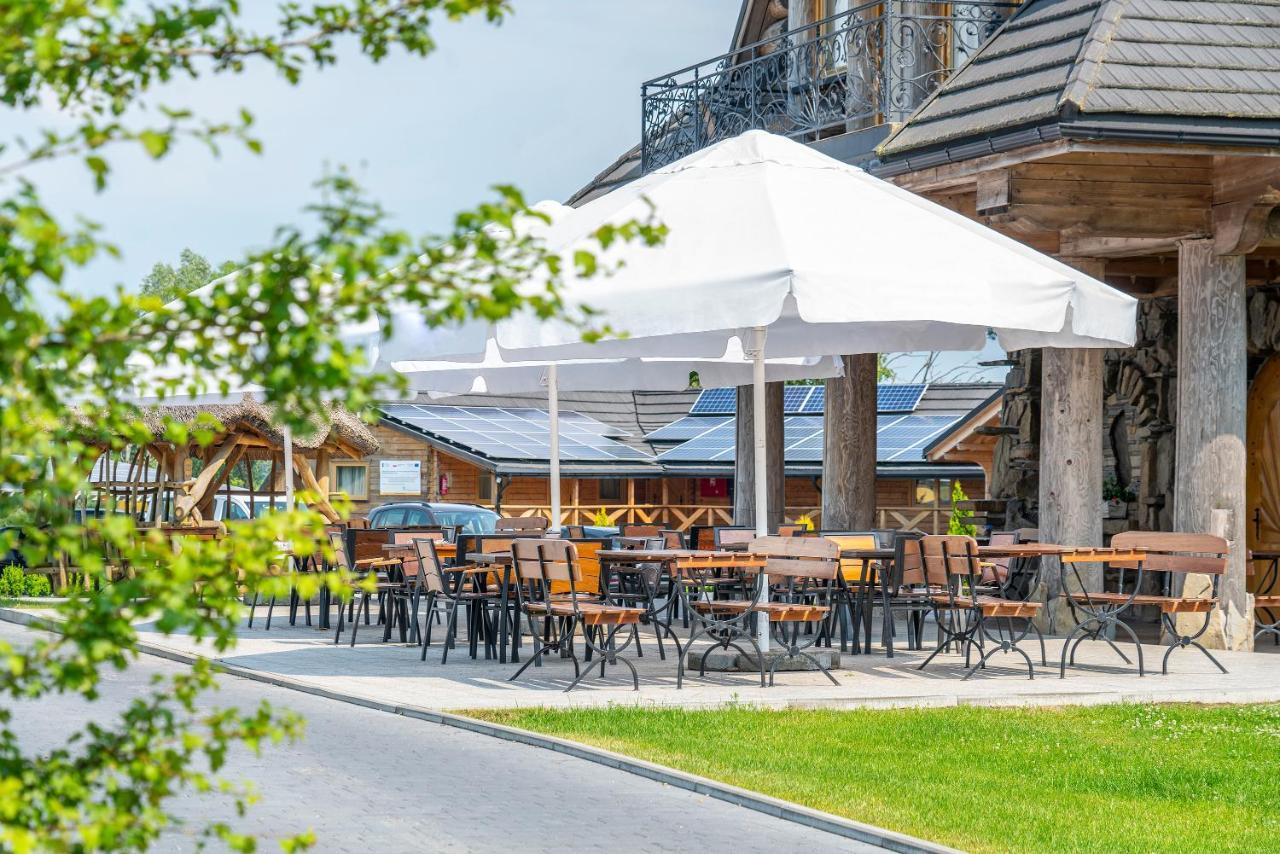 Labedz Hotel Karczma Ilawa Bagian luar foto