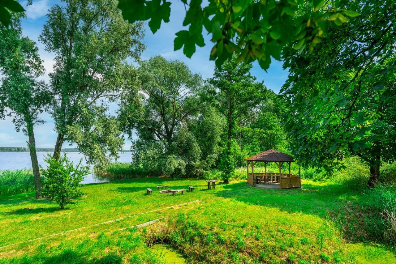 Labedz Hotel Karczma Ilawa Bagian luar foto