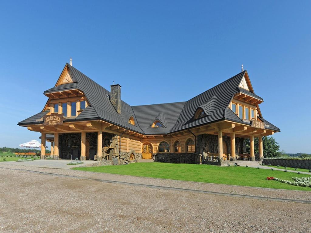 Labedz Hotel Karczma Ilawa Bagian luar foto